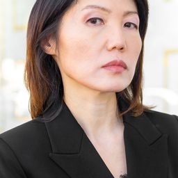 Crystal Lee 飾演 Sora