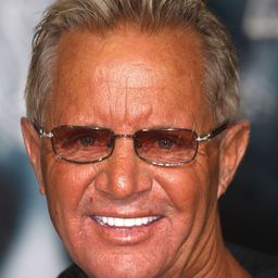 大衛·艾利斯 - 飛機上有蛇導演