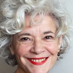 Mona Heftre - 刺蝟優雅演員 飾演Mrs. Meurisse