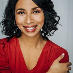 Safiya Renee Ricketts 飾演 Libby