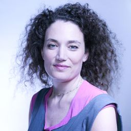 歌拉莉花潔 - 血色攞命花導演