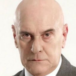 Jorge Cao - Secreto de Confesión演員 飾演