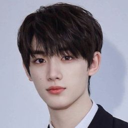 丁程鑫 飾演 Xiao Wei