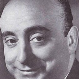 Albert Médina 飾演 Le belluaire / Le haut hurleur (voice)