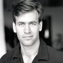 Vince Murdocco - The Barber演員 飾演Agent Rayner