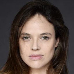 卡塔莉納·華倫斯坦 - Sea演員 飾演Lili