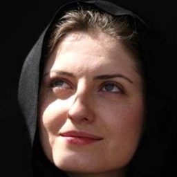 Khazar maasoomi 飾演 