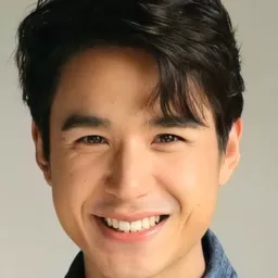 Chaiyapol Poupart 飾演 Ken Krathingthong