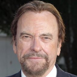 瑞普·托恩 飾演 Zed