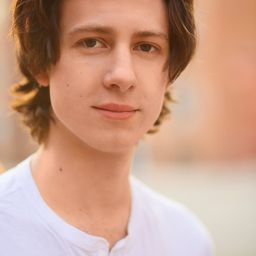 Samuel Farnsworth - Late Bloomers演員 飾演Ed