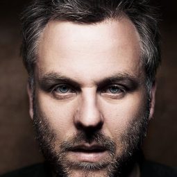 帕斯考爾·勞吉耶 飾演 Self