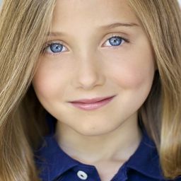 Sadie Heim 飾演 Rindy Aird