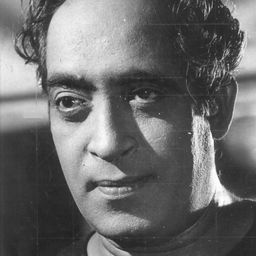 K.N. Singh 飾演 Judge