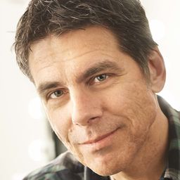 Mikael Tornving 飾演 Patrik Agrell