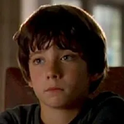 麥斯·波美倫 - 天生小棋王演員 飾演Josh Waitzkin