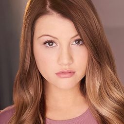 Brooke Sorenson - 嚇嚇朱莉演員 飾演Jess