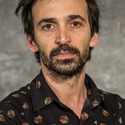 Júlio Andrade 飾演 Joaquim