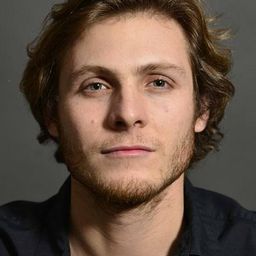 Eusebio Arenas 飾演 Cristóbal