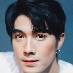 Nutchapon Rattanamongkol 飾演 