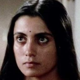 Deepa Sahi 飾演 Prime Minister Indira Gandhi