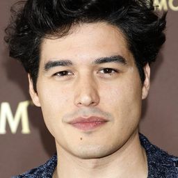 克里斯蒂亞諾·卡卡莫 飾演 Ciro