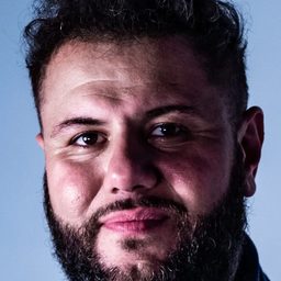 穆·阿瑪爾 飾演 Self