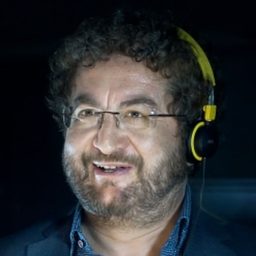 Luigi Ferraro - Opopomoz演員 飾演Bazzacane (voice)