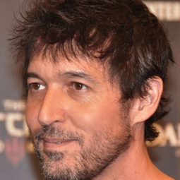 米格爾·安吉拉·維瓦斯 - 父仇心切導演