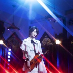 Ayasa 飾演 Rui Yashio (voice)