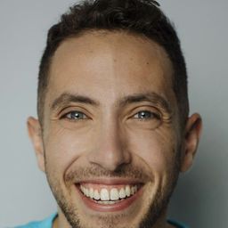 Tal Shulman - 創戰紀：戰神降臨演員 飾演Encom Engineer #1