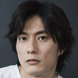莊野崎謙 飾演 Hikokuro Yamagata in His Youth