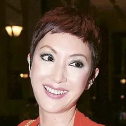 薛芷倫 - 火舞風雲演員 飾演Club Girl