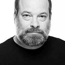 揚薩利德 飾演 Espen