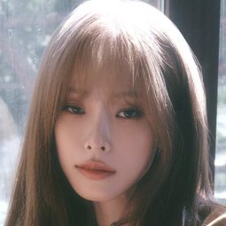 Heize - j-hope IN THE BOX演員 飾演Self