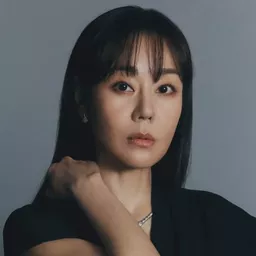 金倫珍 飾演 Kyung-hee