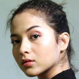 普特莉·馬利諾 飾演 Lala