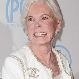 Joan Lee 飾演 Self (archive footage)