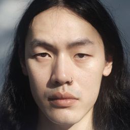 瑟拉瓦特·恩戈薩望 飾演 Jay