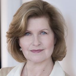 Yvonne Erickson 飾演 Mrs. Boxter (Suzanne's Mother)