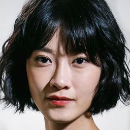 廖子妤 飾演 Zoe