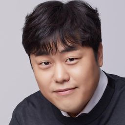 裴明真 - 熱血男子漢演員 飾演Dae-young