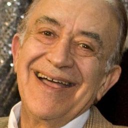 Tuccio Musumeci 飾演 Calogero Interrante