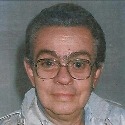 奇科·安尼西奧 飾演 Zé Esteves