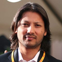 Menhaj Huda - 年少輕狂導演