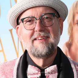 史考特·英尼斯 飾演 Scooby-Doo / Shaggy (voice)