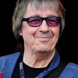 Bill Wyman 飾演 Self