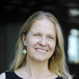 Cornelia Funke - Wild Chicks in Love編劇