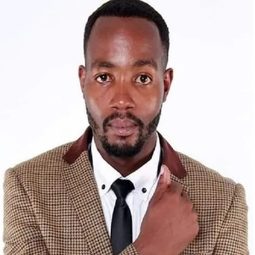 門茲比耶拉 飾演 