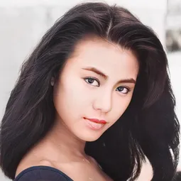 陳雅倫 - 絕色武器演員 飾演Madam Rose