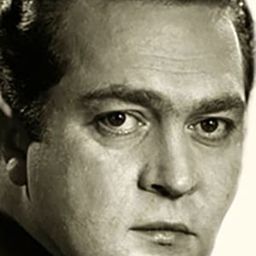 Vladimir Soshalsky 飾演 mr. Paravicini